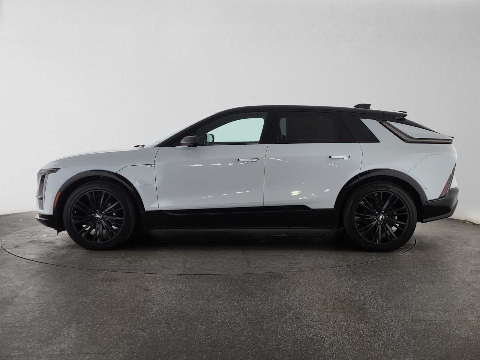 2027 Cadillac LYRIQ Sport
