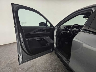 2024 Cadillac LYRIQ Sport 3