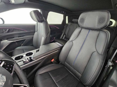 2024 Cadillac LYRIQ Sport 3