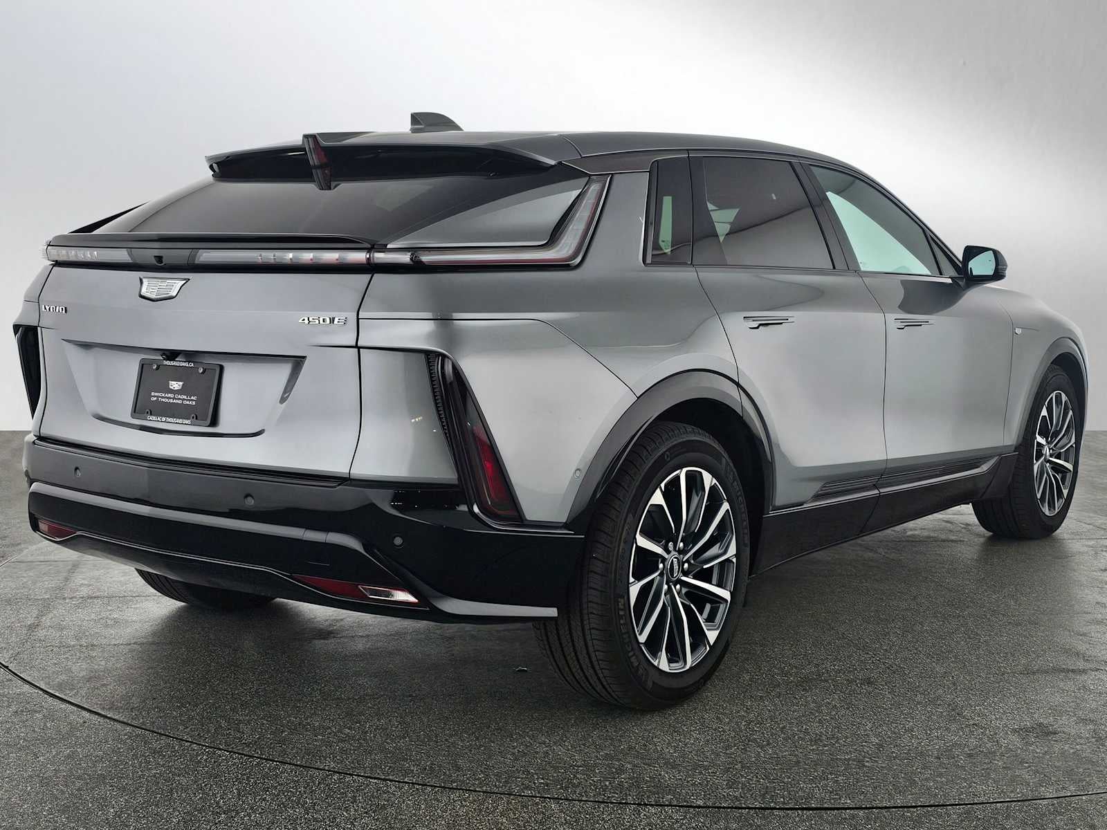 2024 Cadillac LYRIQ Sport 3