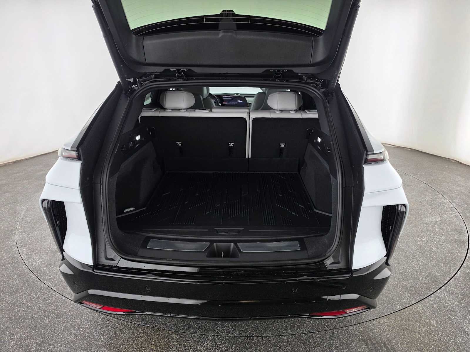 2027 Cadillac LYRIQ Premium Sport