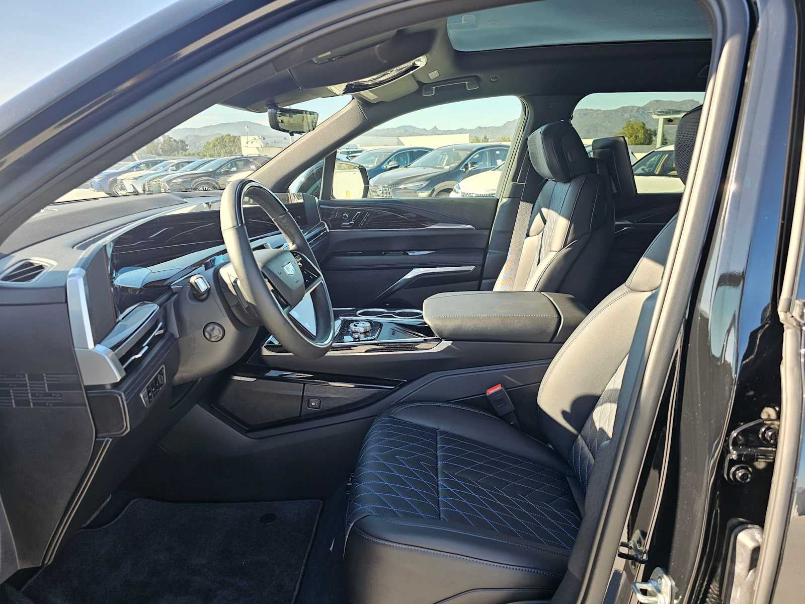 2026 Cadillac ESCALADE IQL Luxury