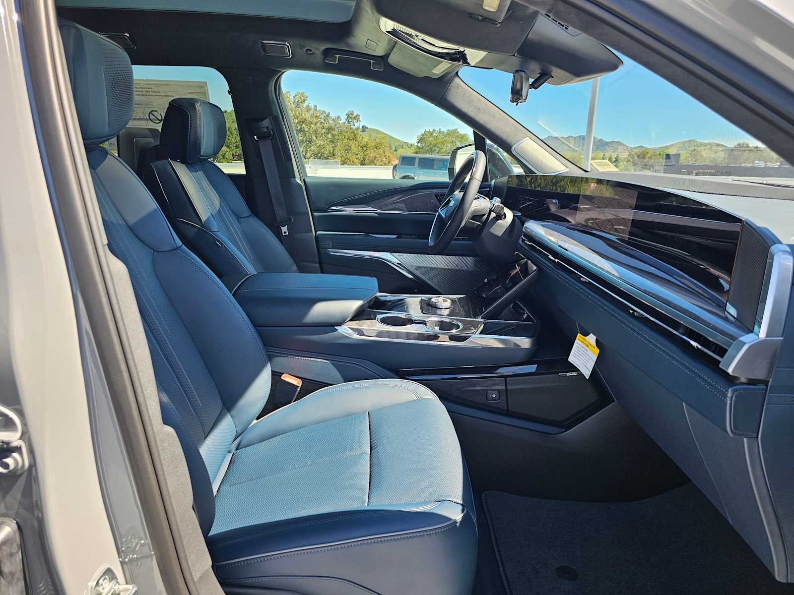 2026 Cadillac ESCALADE IQL Premium Luxury