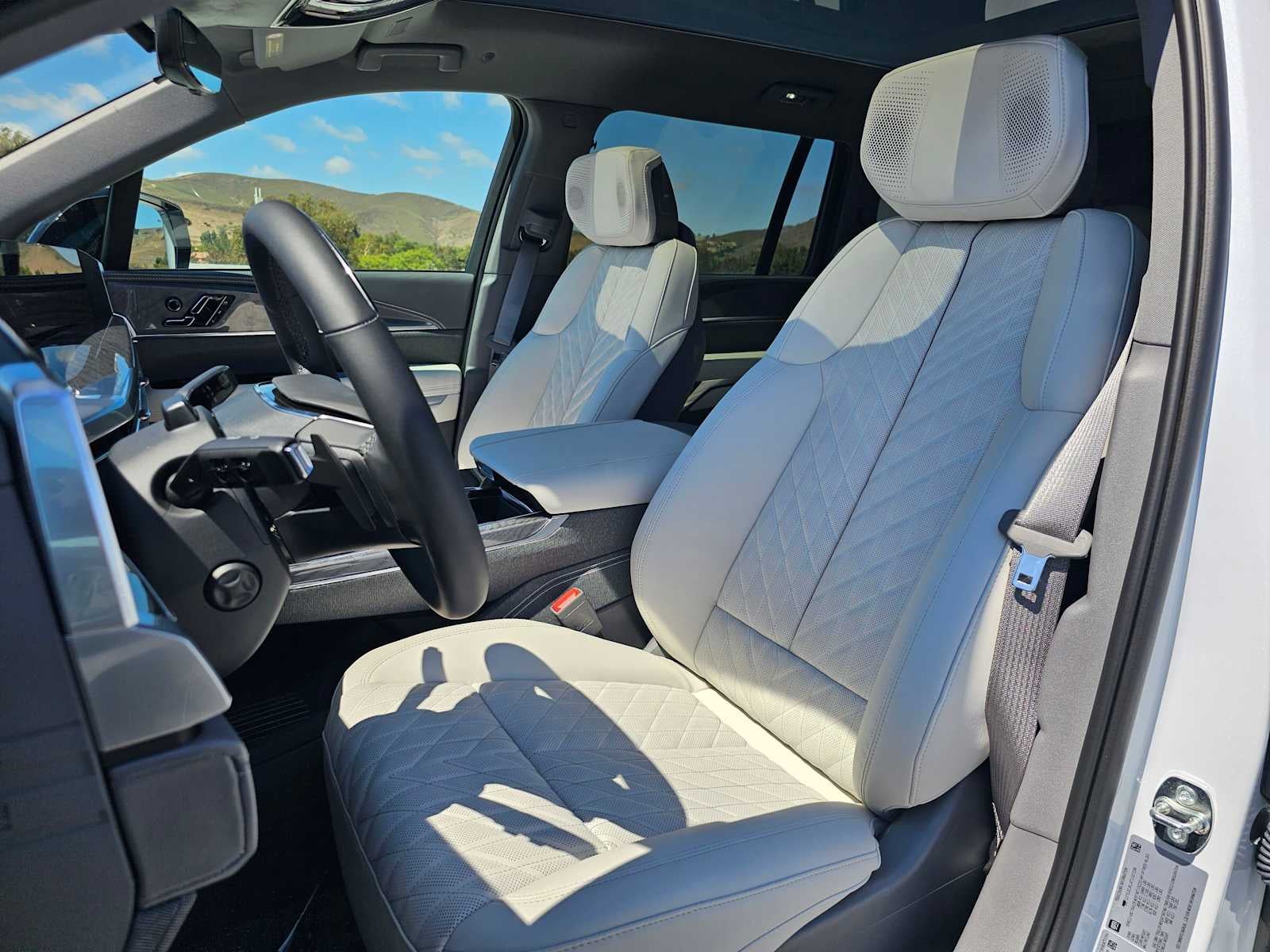 2026 Cadillac ESCALADE IQL Sport