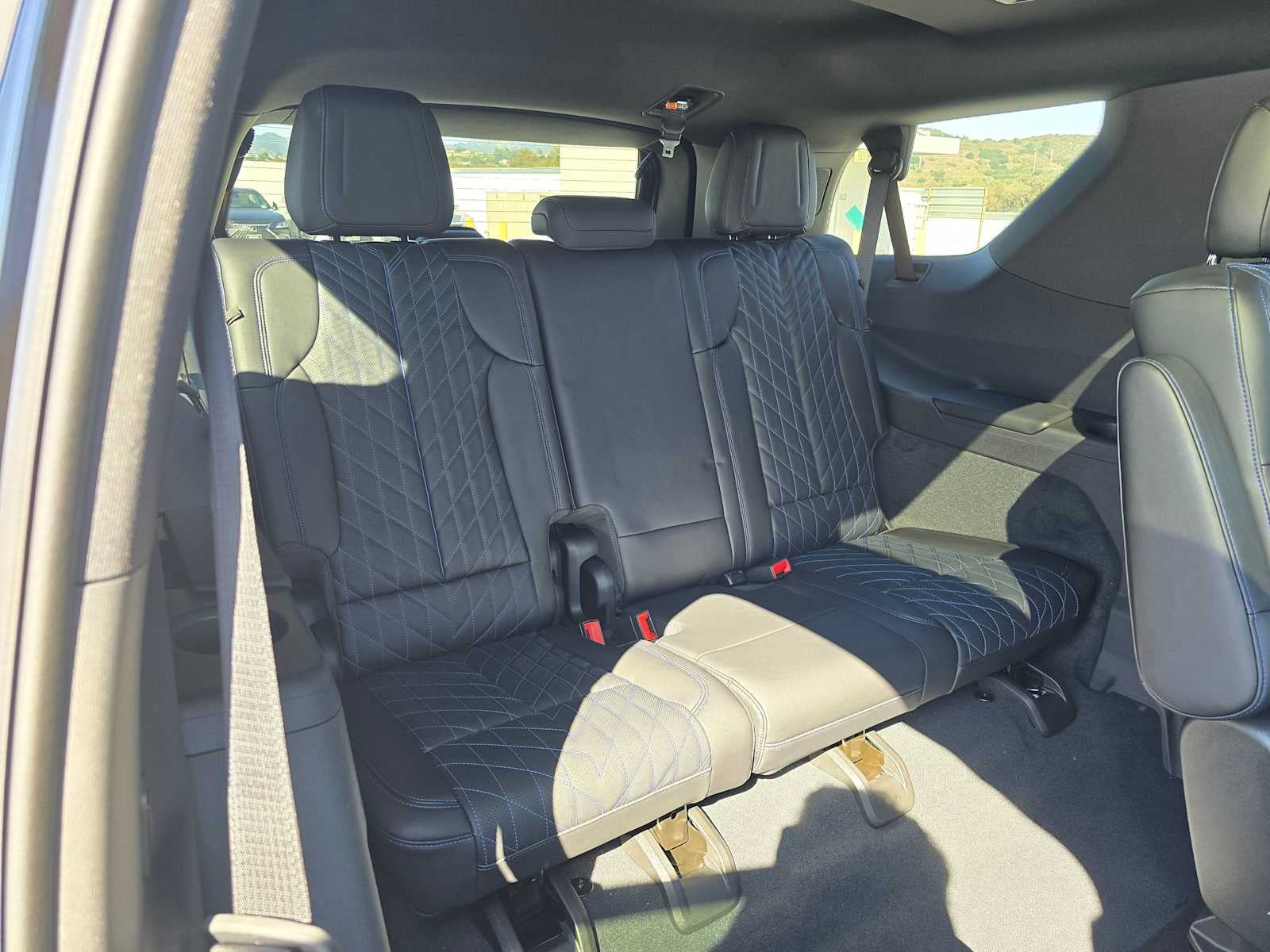 2026 Cadillac ESCALADE IQL Sport