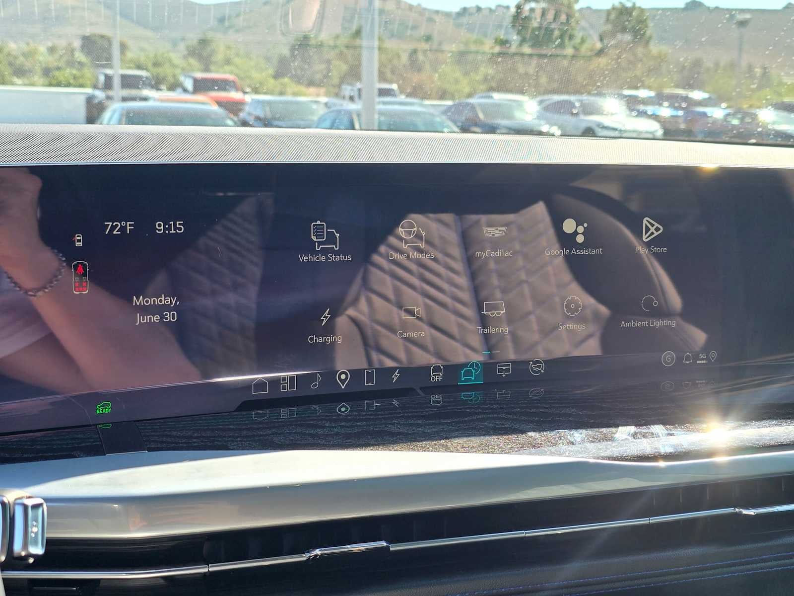 2026 Cadillac ESCALADE IQL Sport