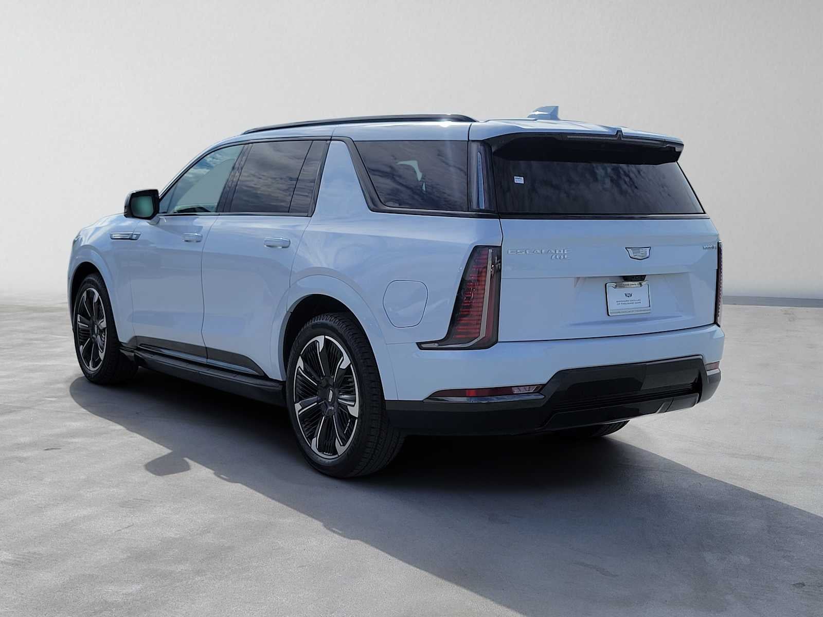 2026 Cadillac ESCALADE IQL Sport