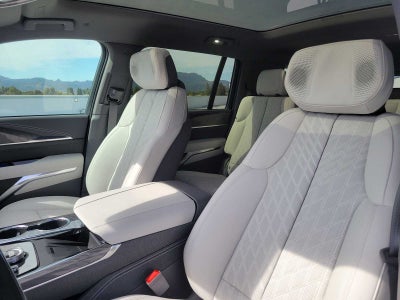 2026 Cadillac ESCALADE IQL Sport