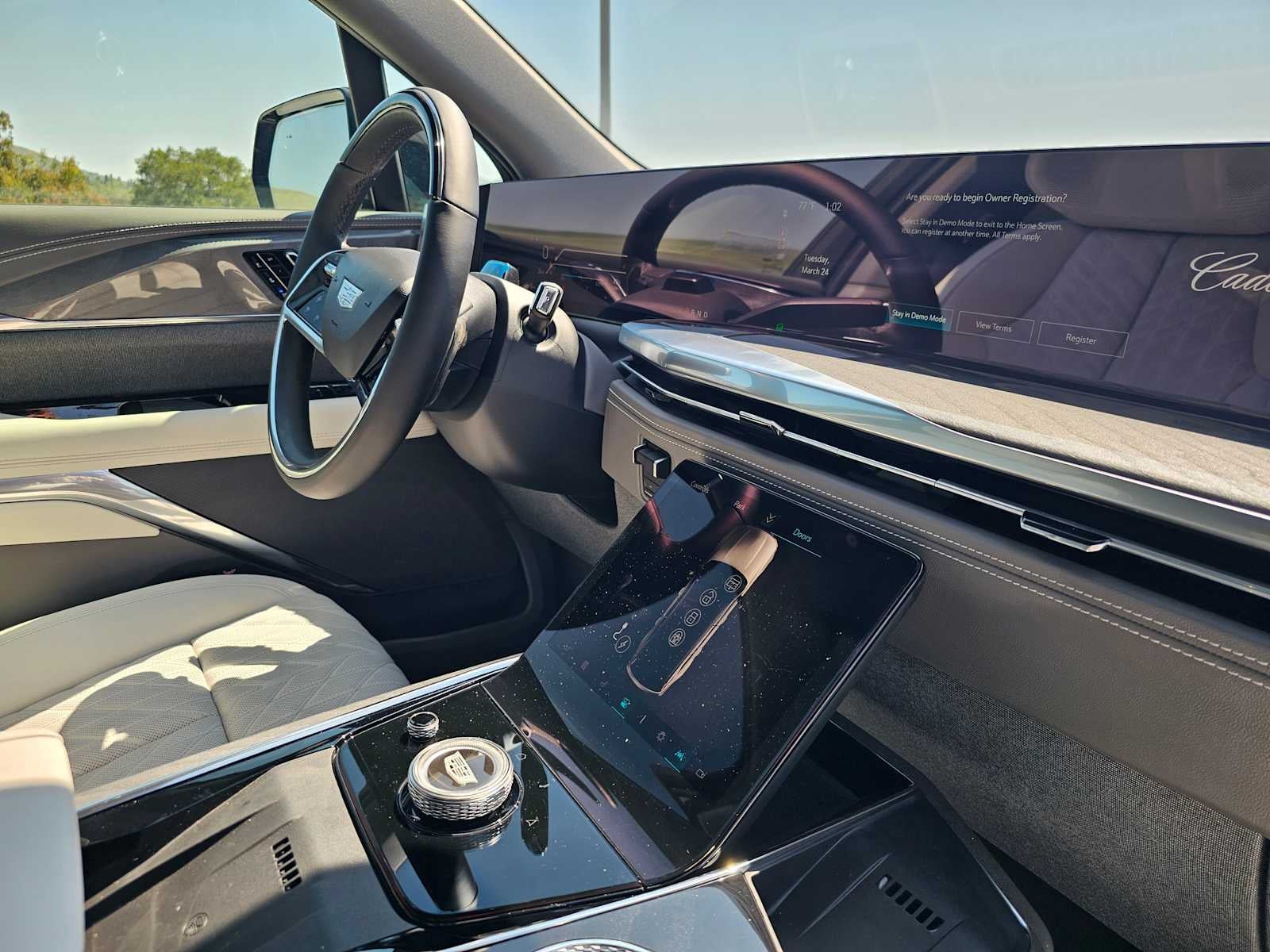 2026 Cadillac ESCALADE IQL Sport