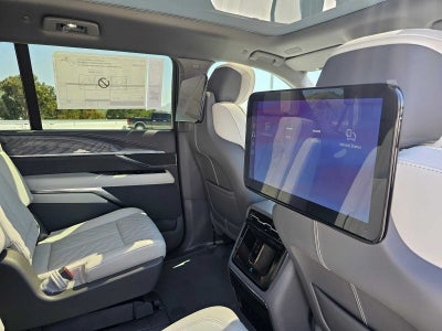 2026 Cadillac ESCALADE IQL Sport