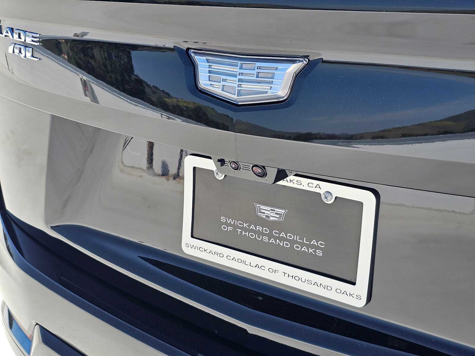 2026 Cadillac ESCALADE IQL Sport