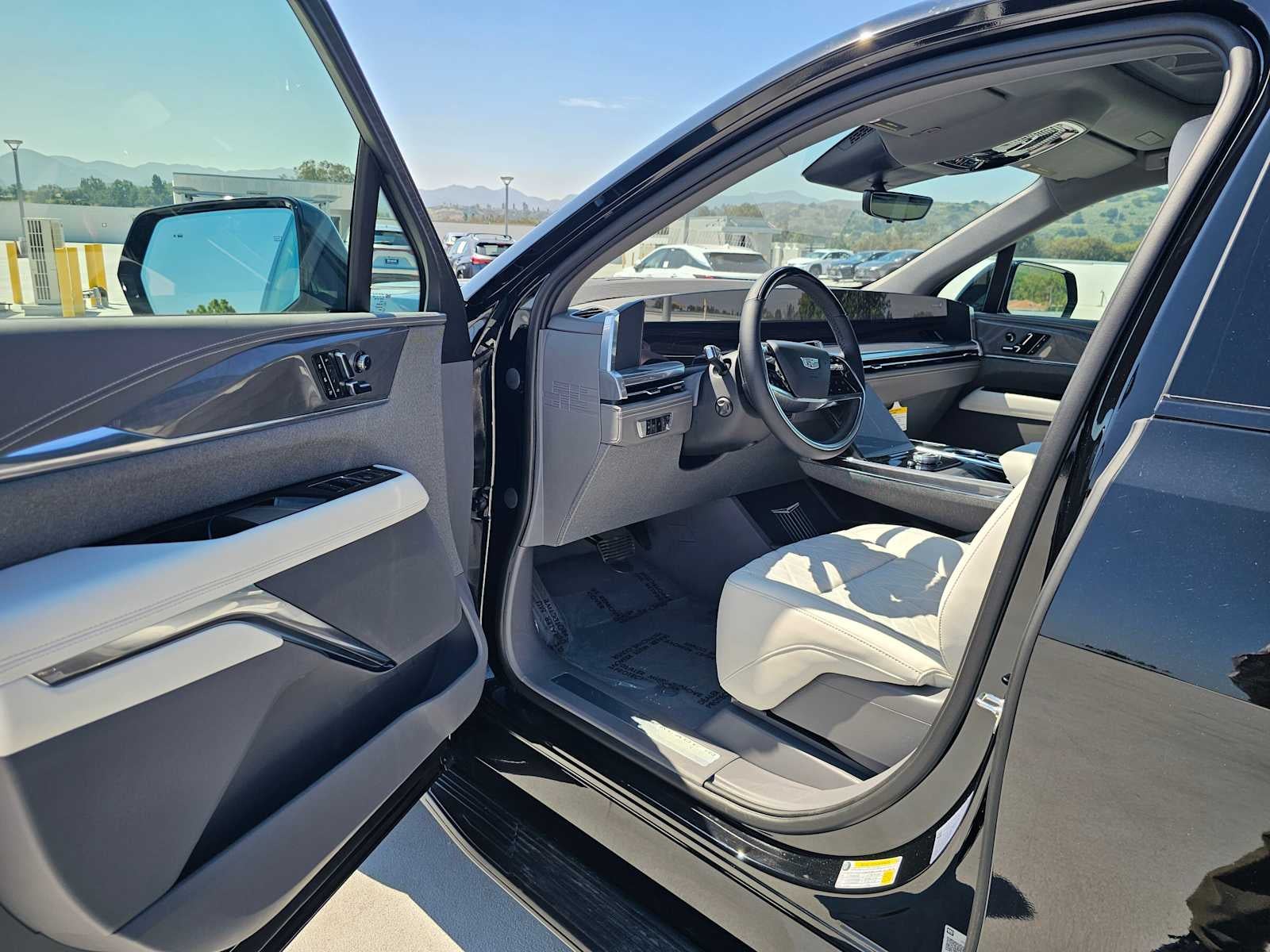 2026 Cadillac ESCALADE IQL Sport