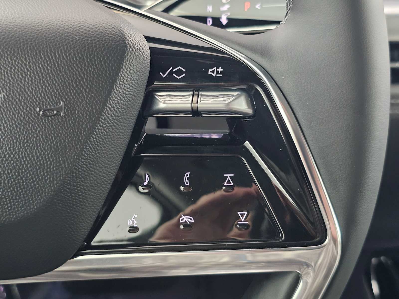 2026 Cadillac ESCALADE IQL Sport