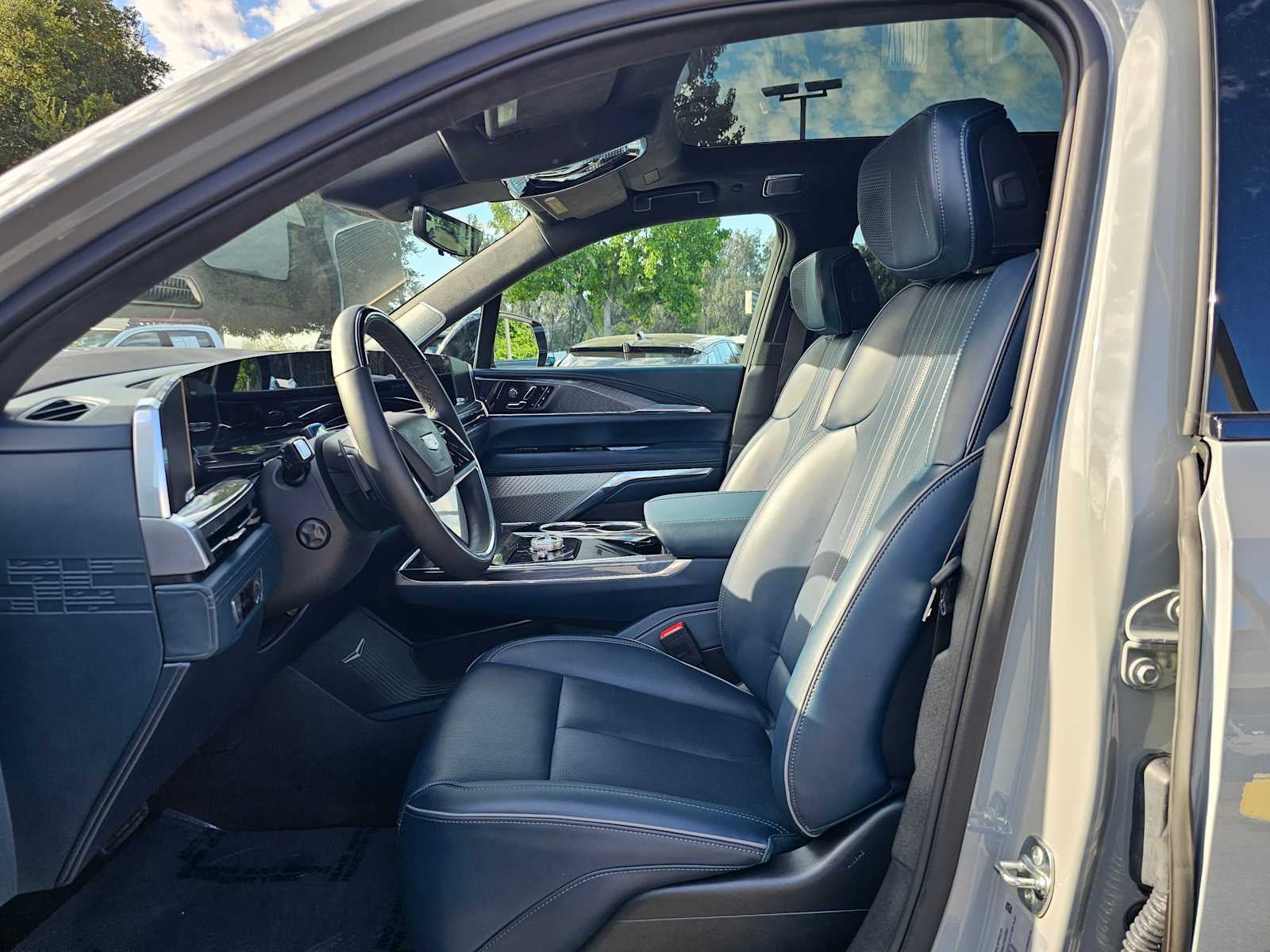 2026 Cadillac ESCALADE IQL Premium Sport