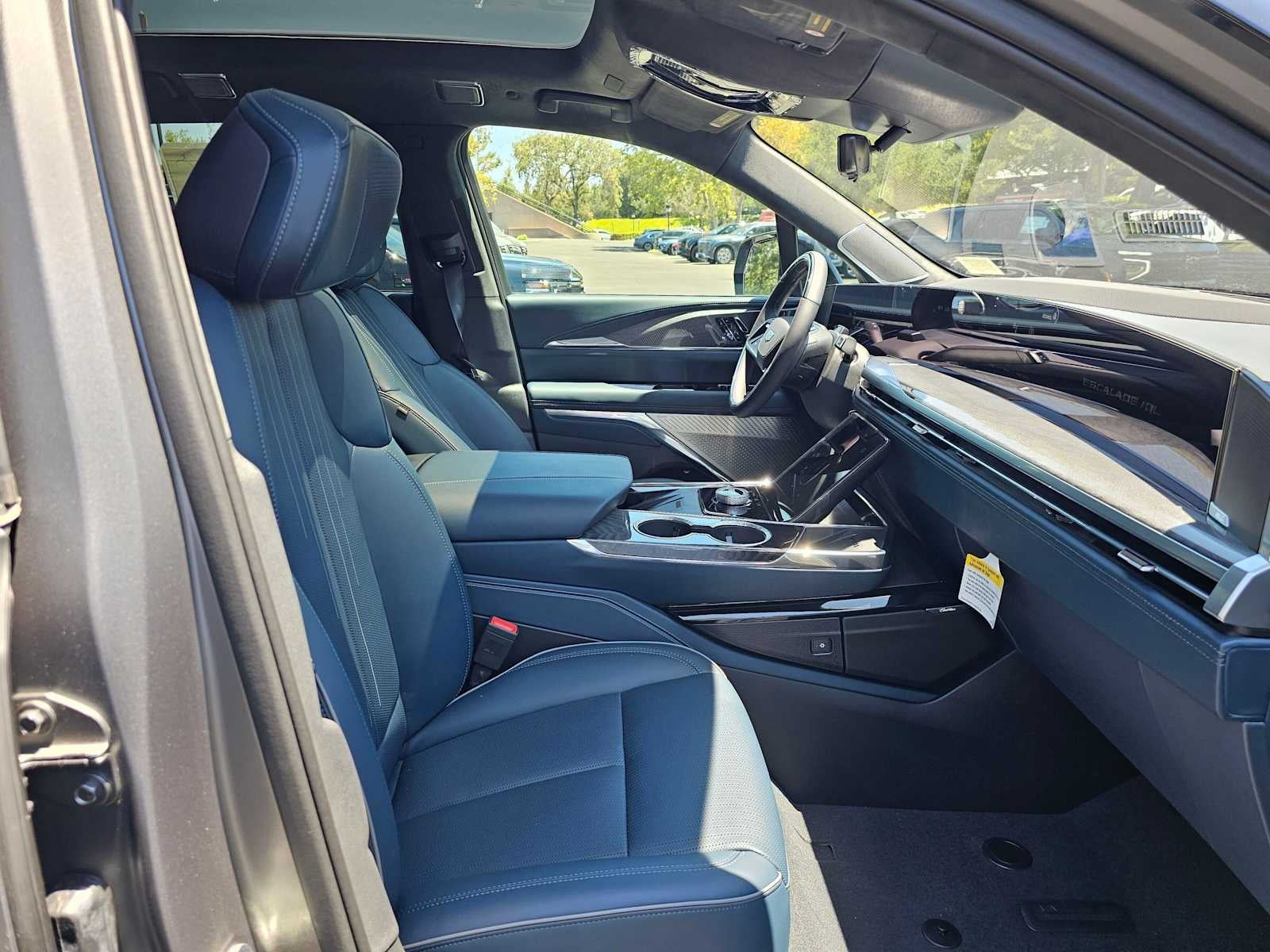 2026 Cadillac ESCALADE IQL Premium Sport