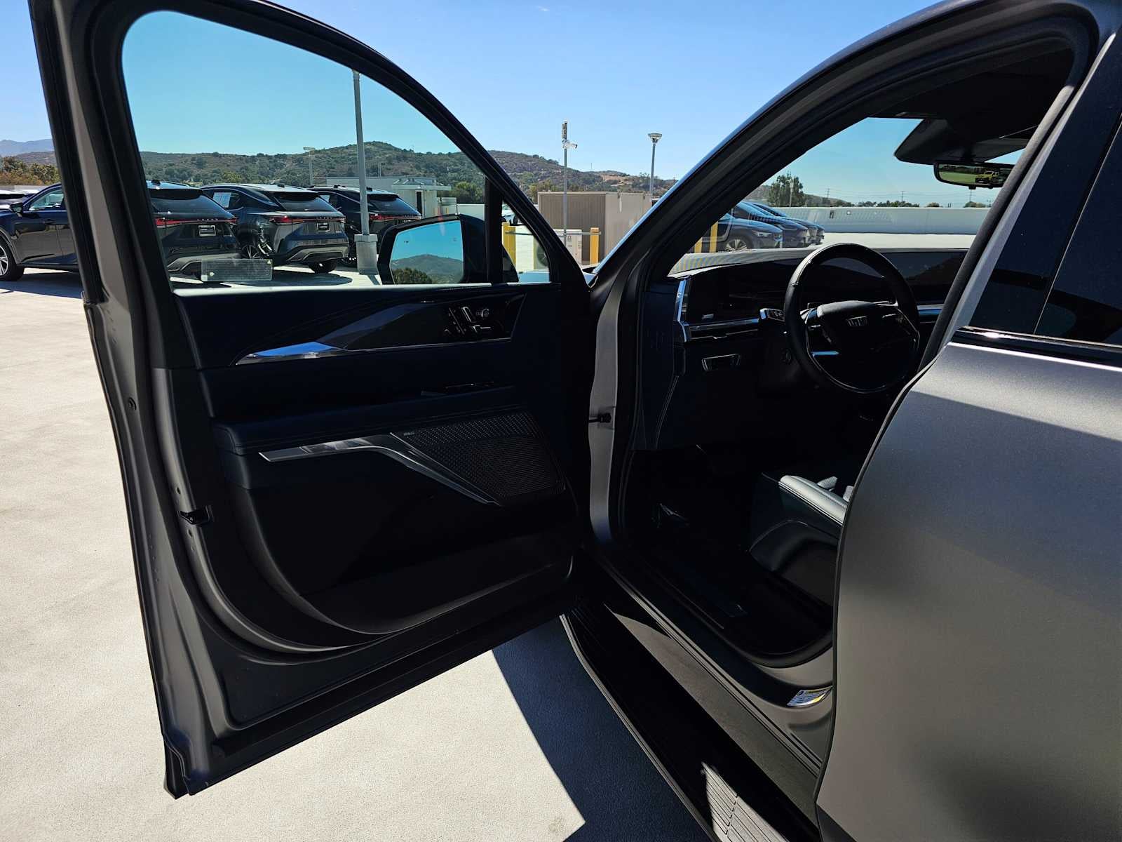 2026 Cadillac ESCALADE IQL Premium Sport