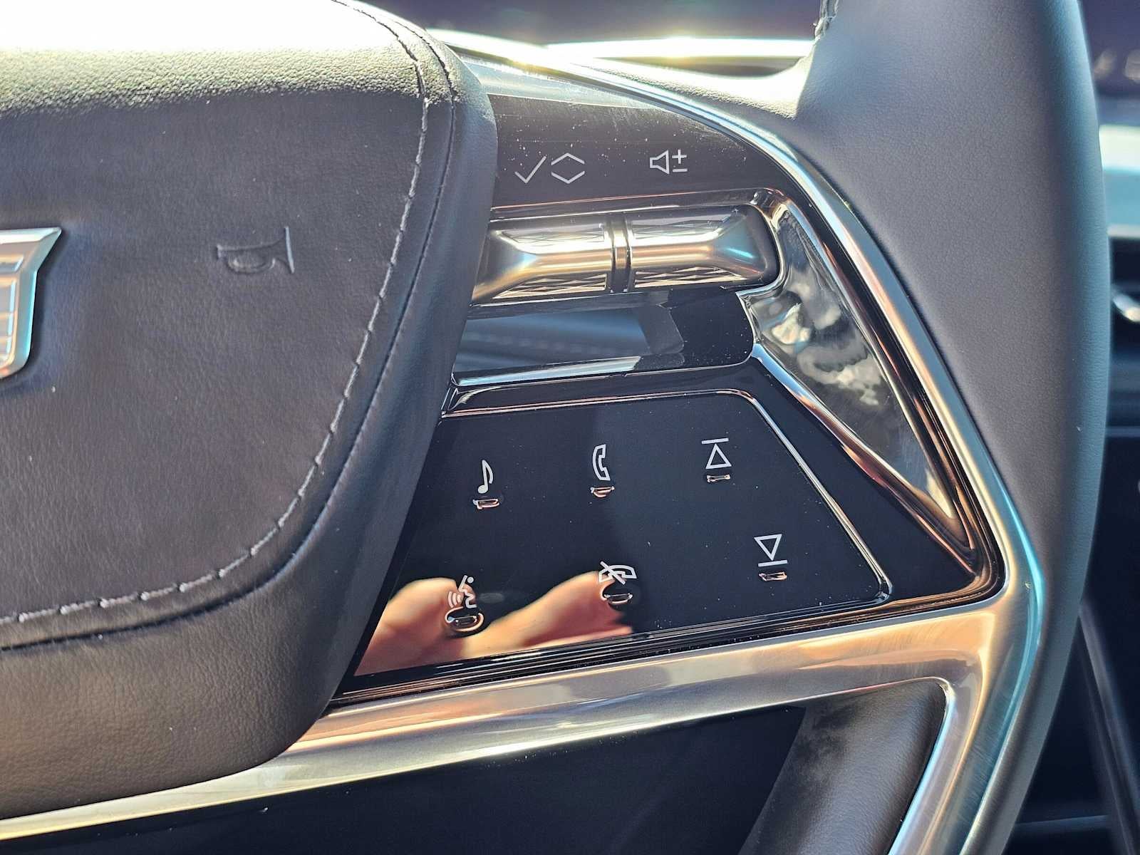 2026 Cadillac ESCALADE IQL Premium Sport