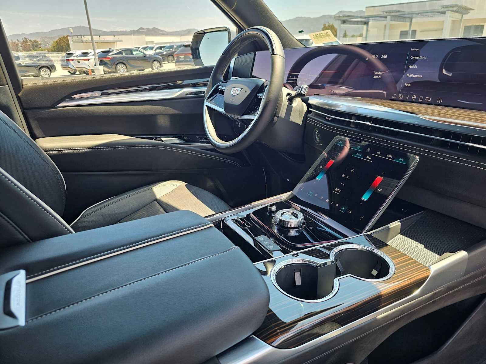 2026 Cadillac Escalade Luxury