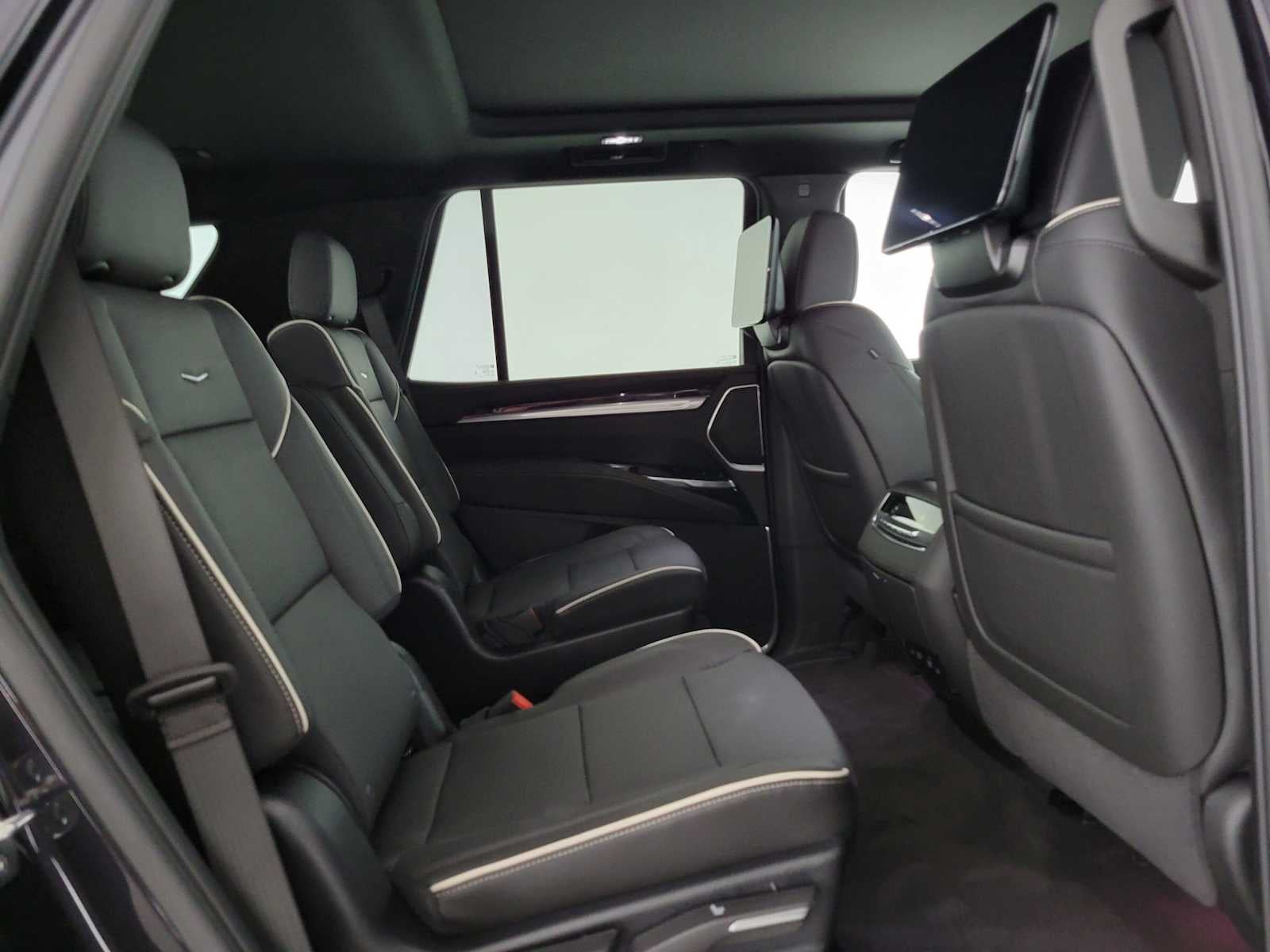2027 Cadillac Escalade Luxury