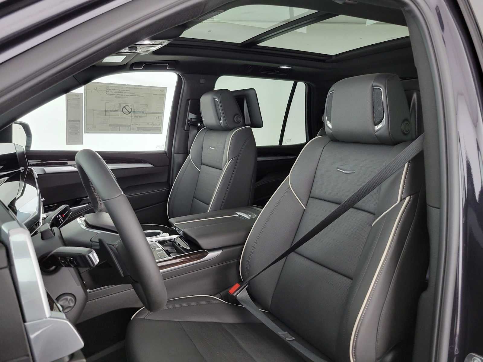 2027 Cadillac Escalade Luxury