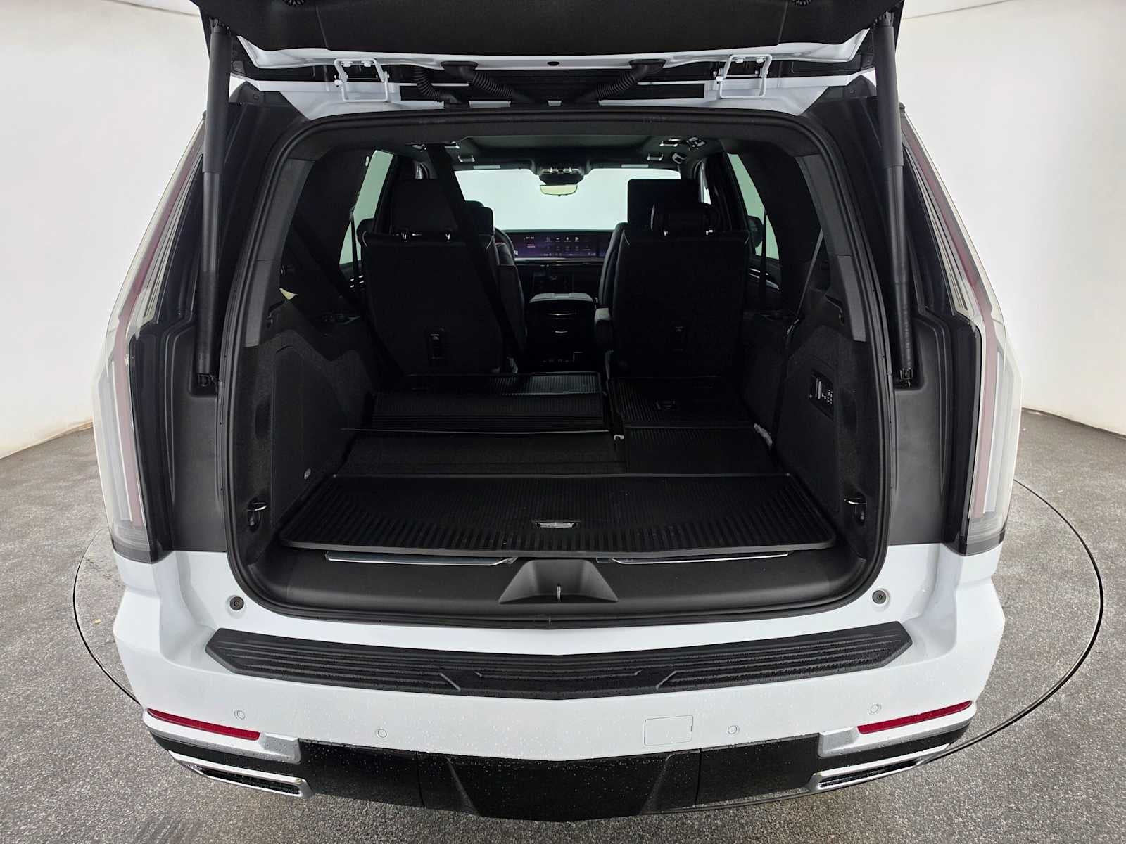 2027 Cadillac Escalade Luxury