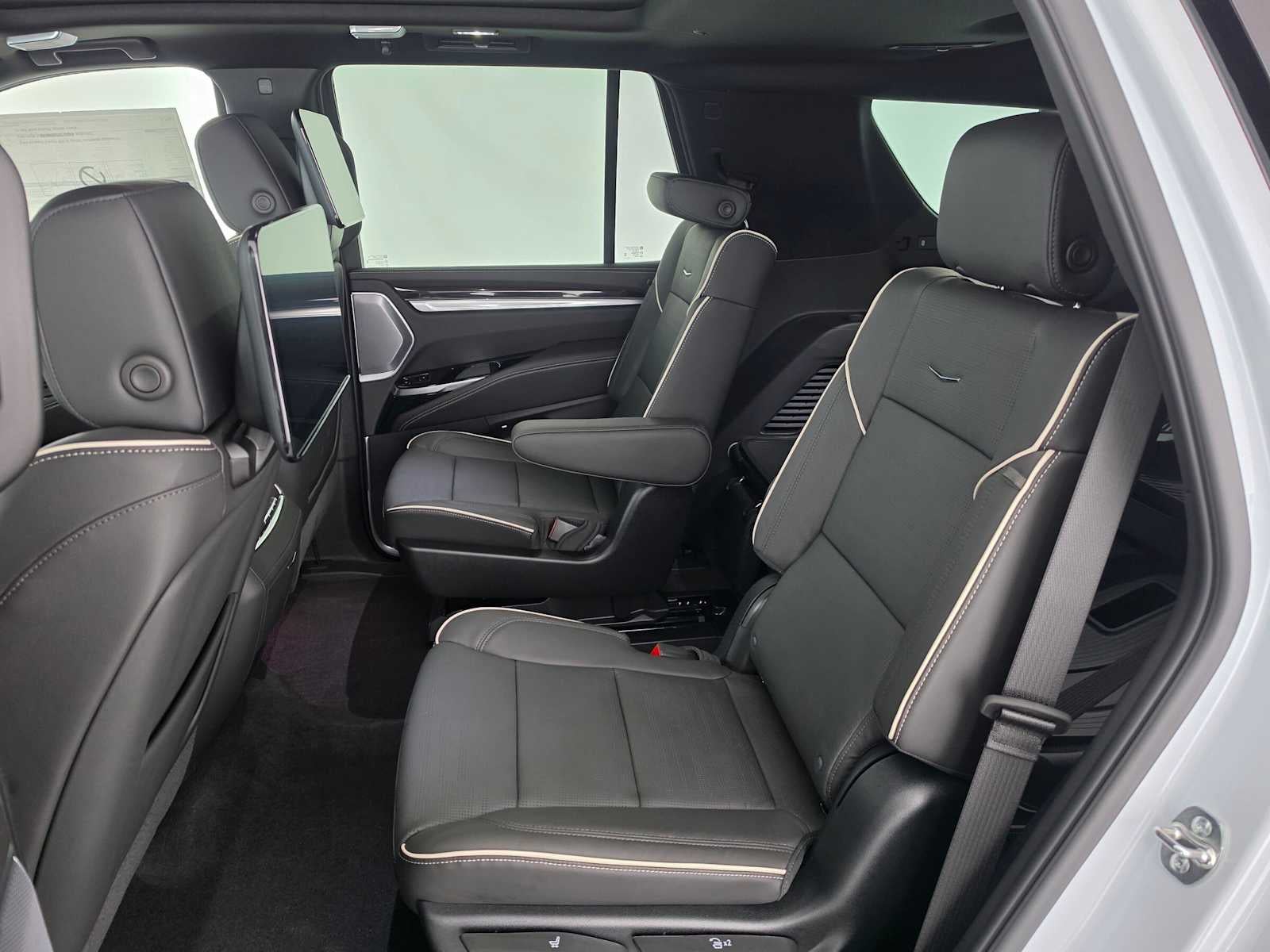 2027 Cadillac Escalade Luxury