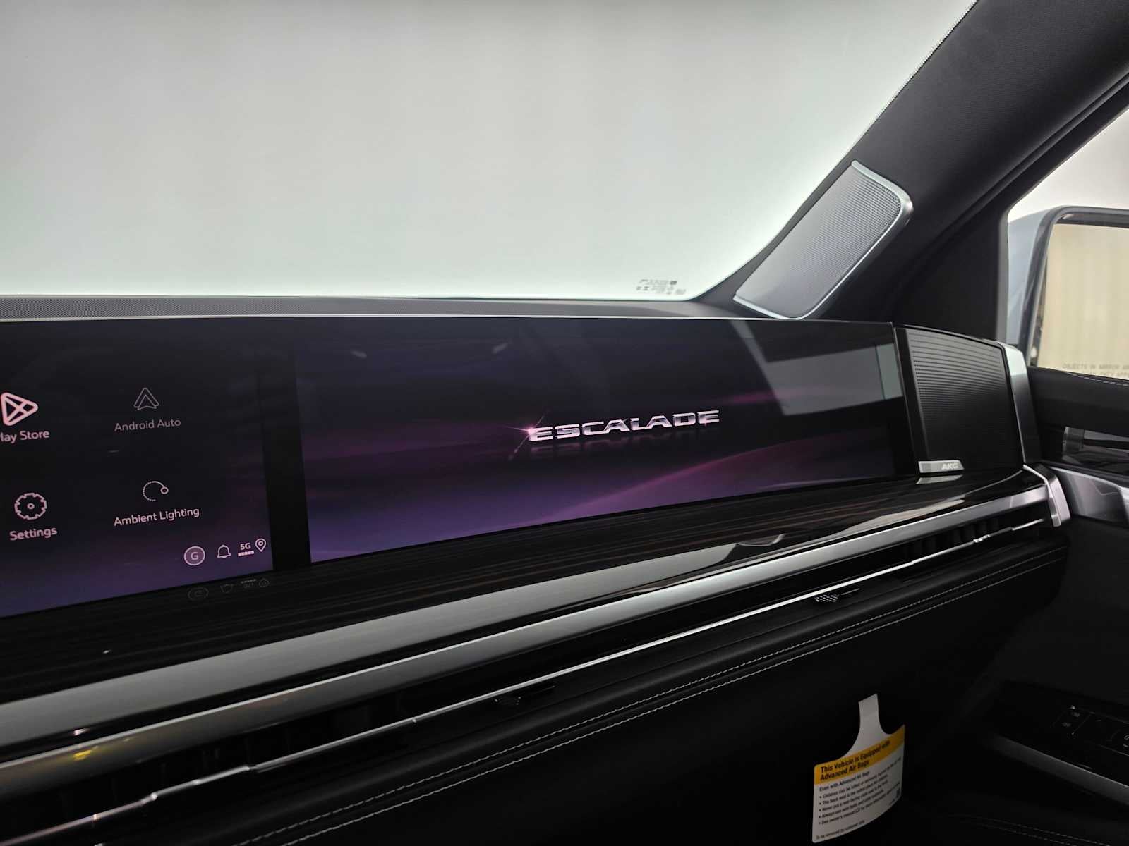 2027 Cadillac Escalade Luxury