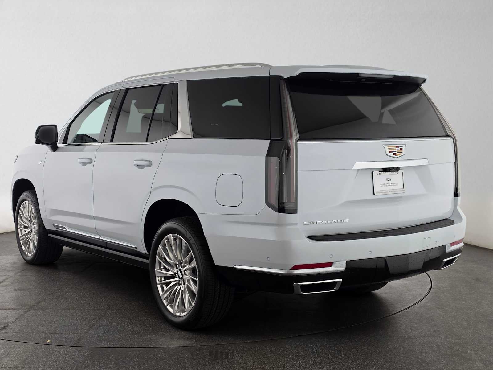 2027 Cadillac Escalade Luxury