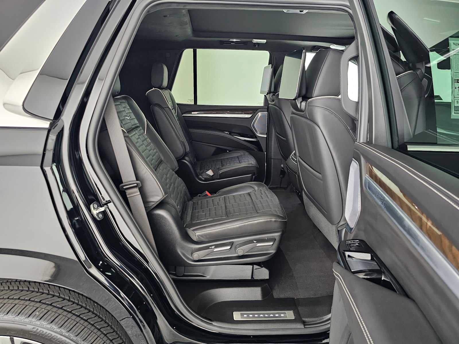 2026 Cadillac Escalade Platinum Luxury