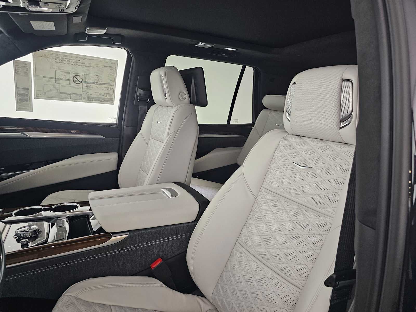 2027 Cadillac Escalade 4WD Platinum Sport