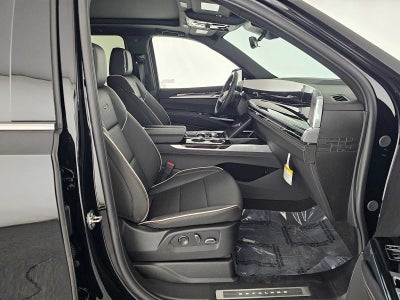 2026 Cadillac Escalade ESV Luxury