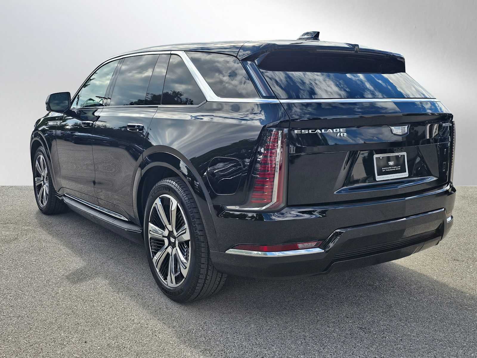 2026 Cadillac ESCALADE IQ Luxury