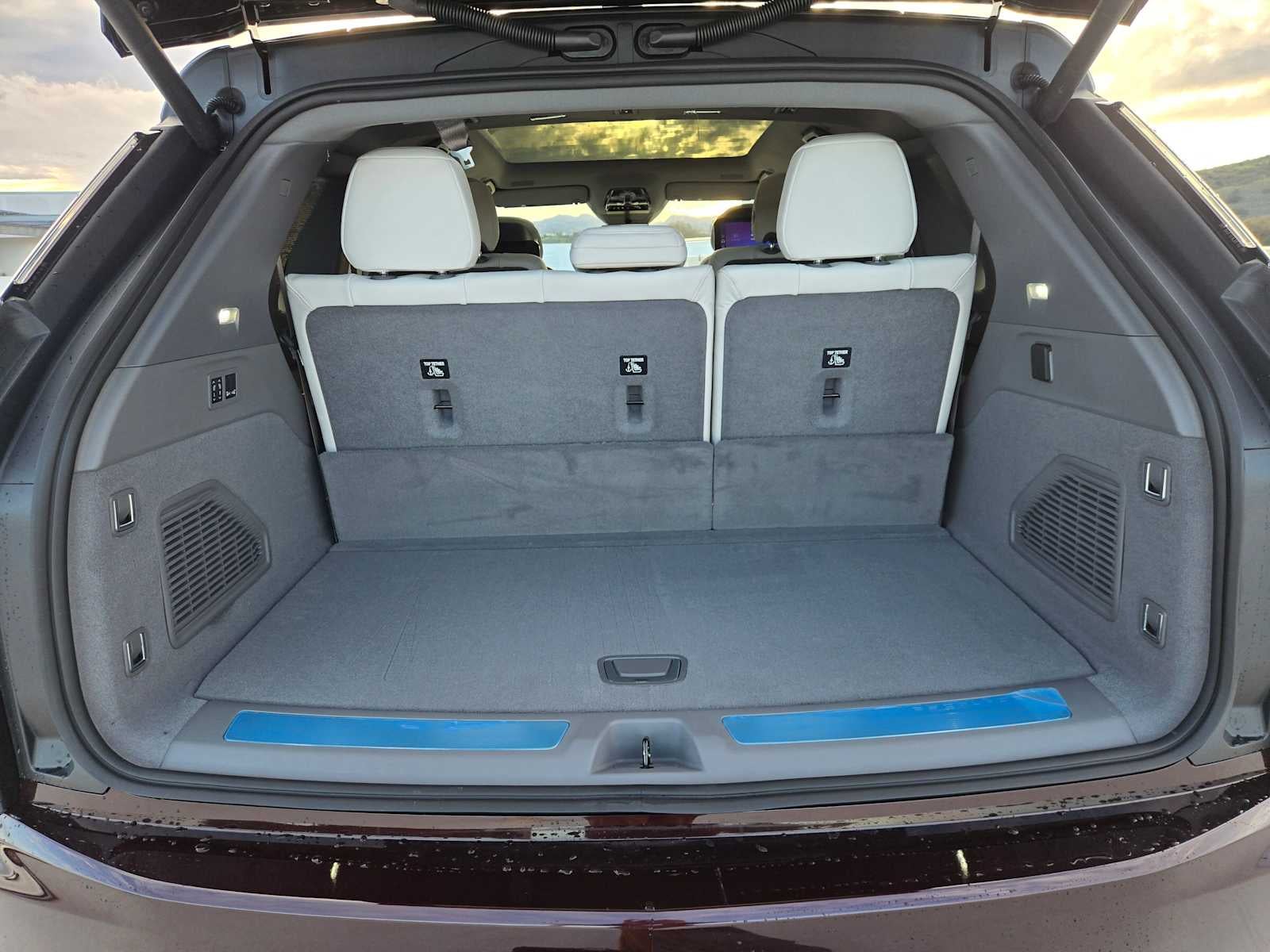 2026 Cadillac ESCALADE IQ Luxury