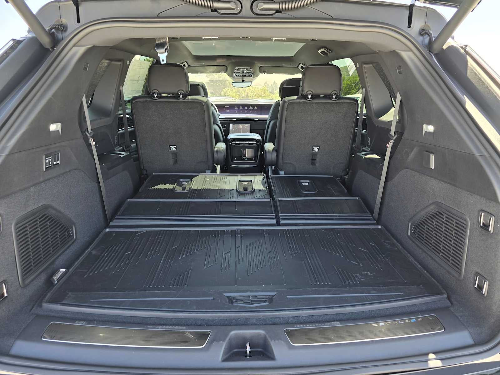 2026 Cadillac ESCALADE IQ Luxury