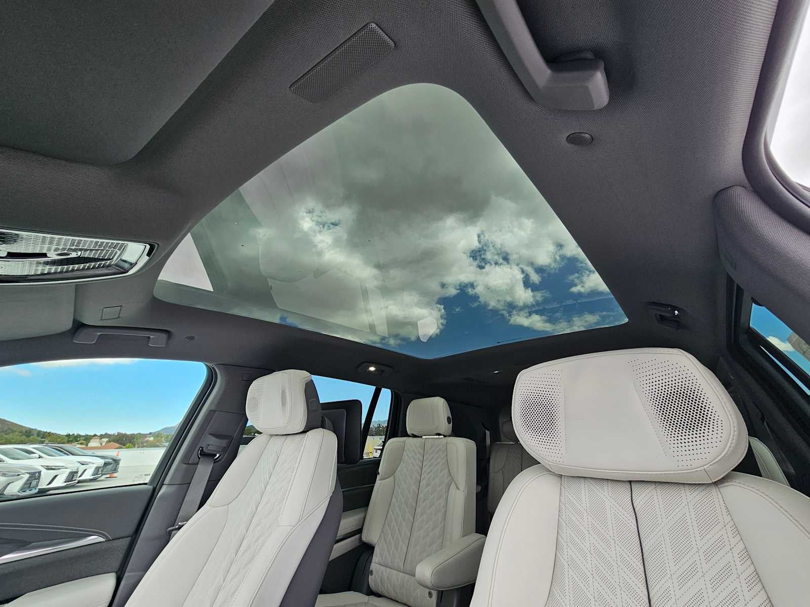 2026 Cadillac ESCALADE IQ Luxury