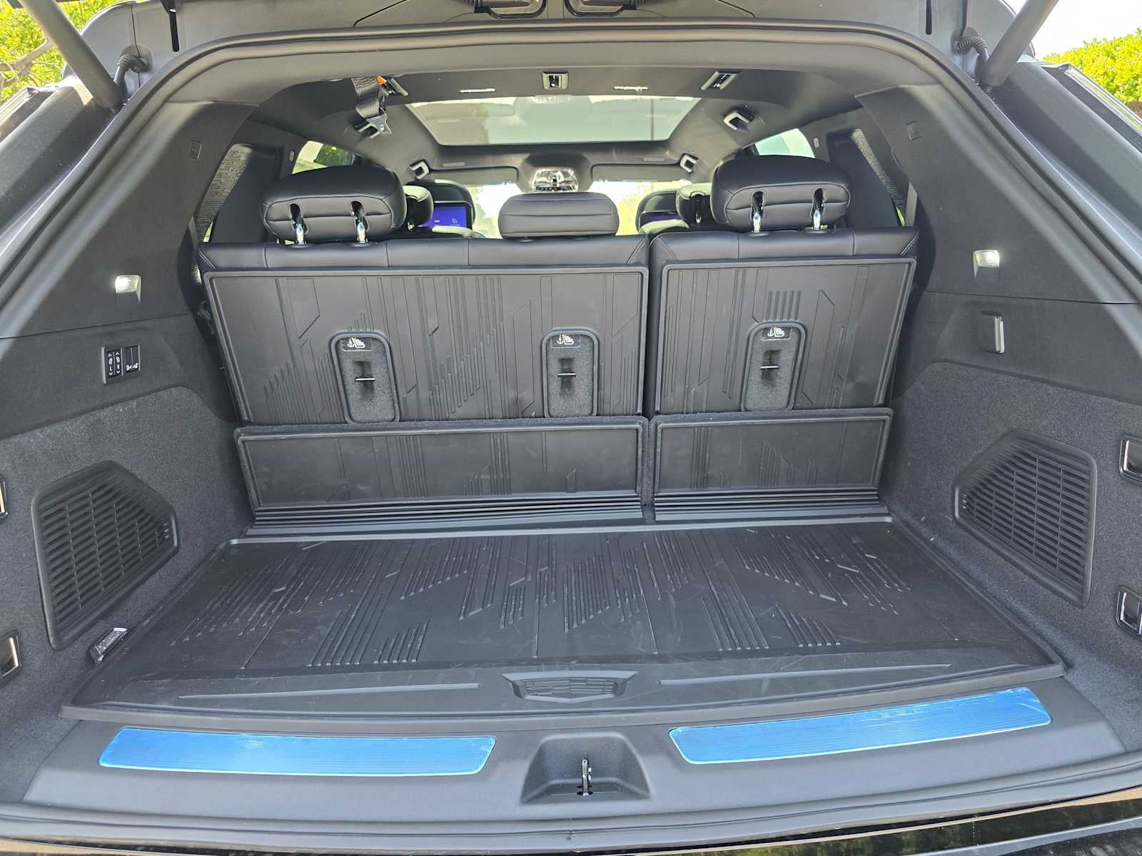 2026 Cadillac ESCALADE IQ Luxury