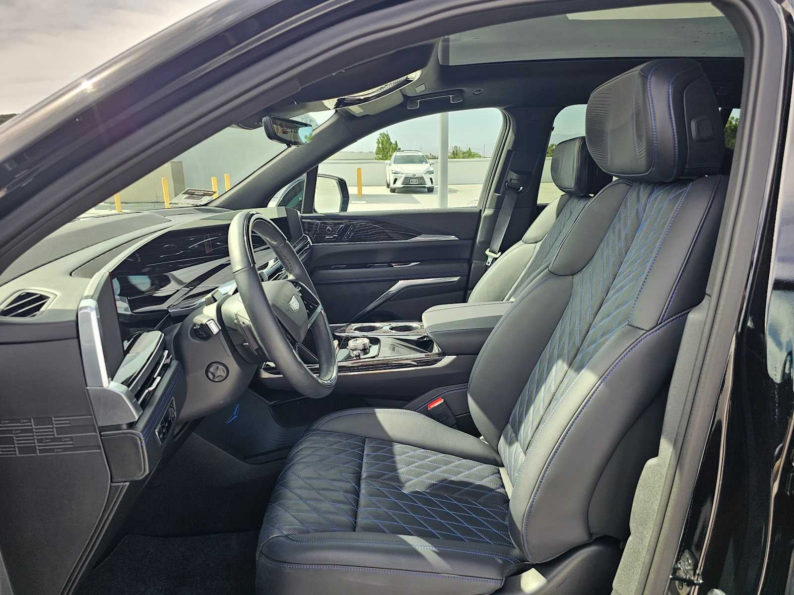 2025 Cadillac ESCALADE IQ Luxury 1