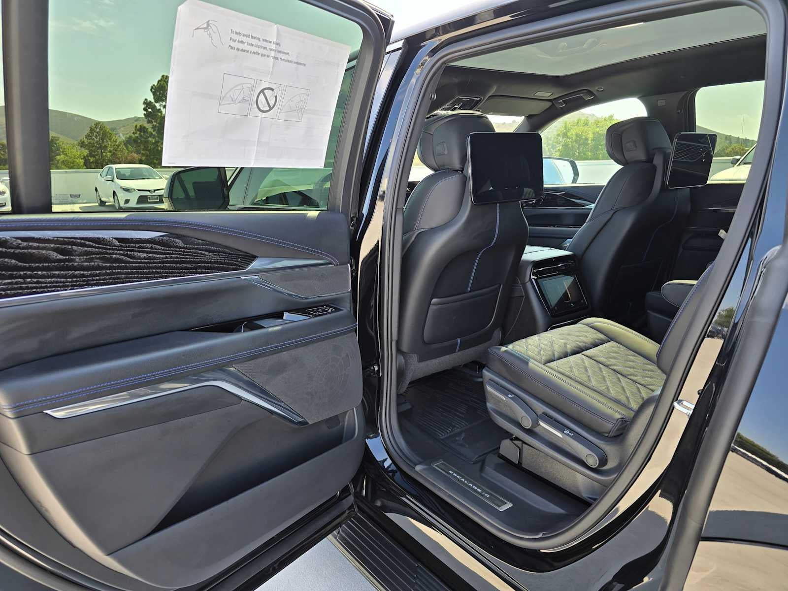2026 Cadillac ESCALADE IQ Luxury