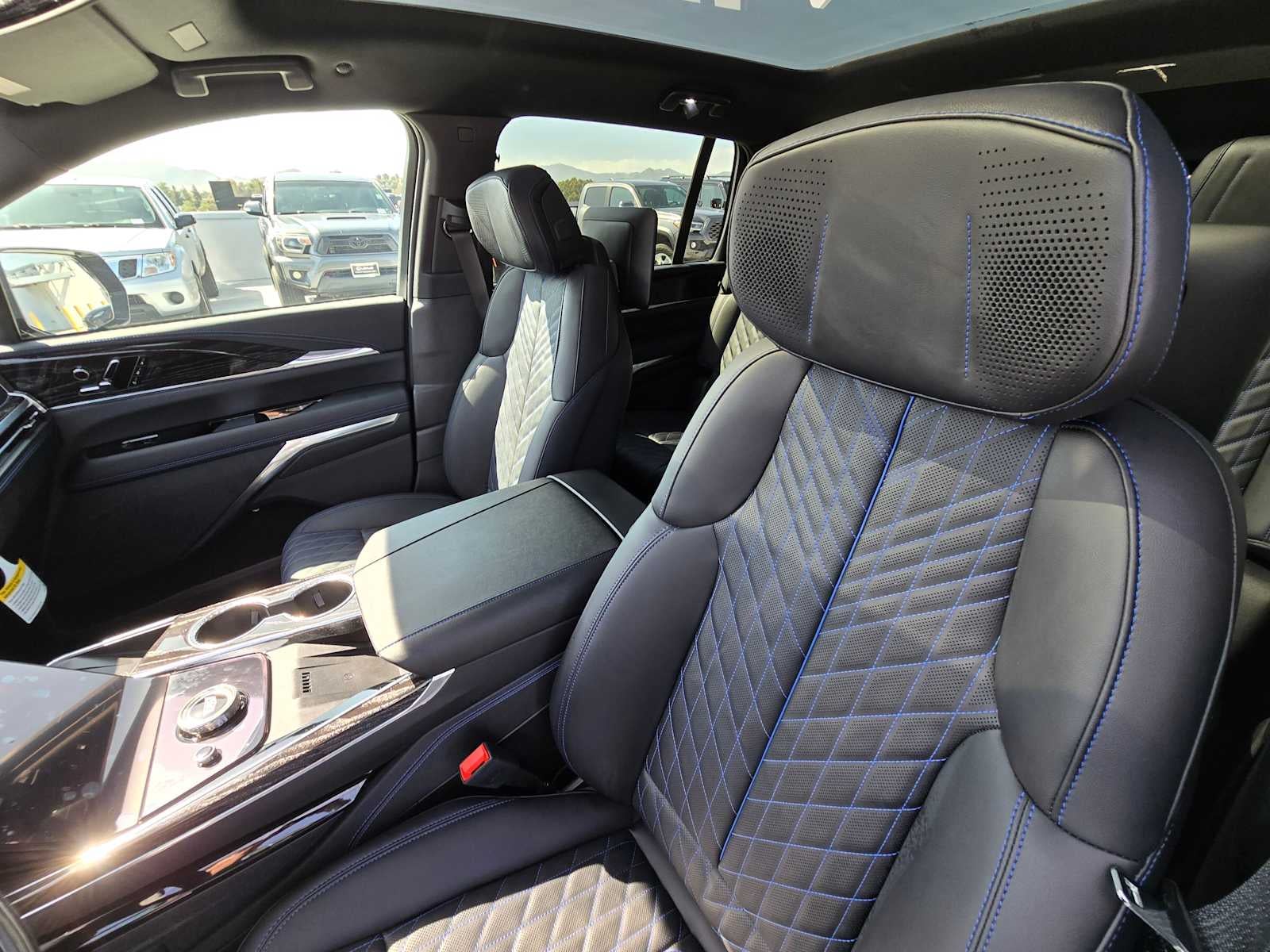 2026 Cadillac ESCALADE IQ Luxury