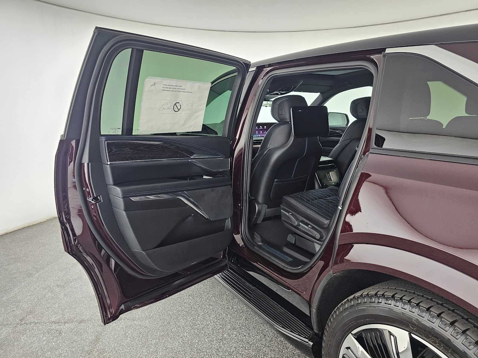 2026 Cadillac ESCALADE IQ Luxury