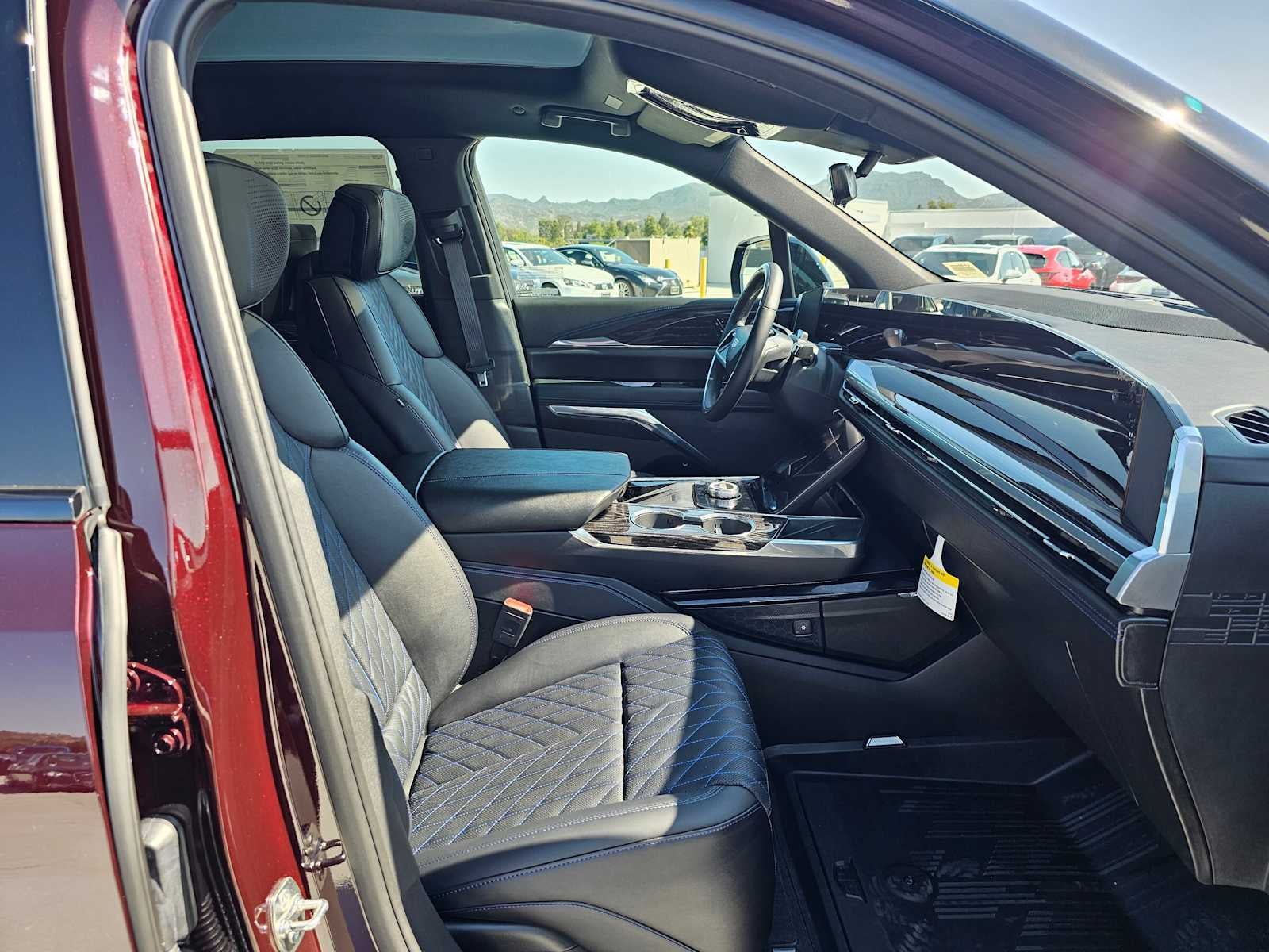 2026 Cadillac ESCALADE IQ Sport