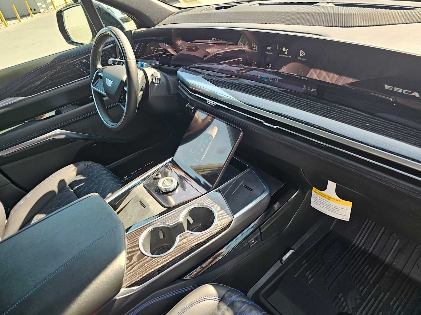 2026 Cadillac ESCALADE IQ Sport