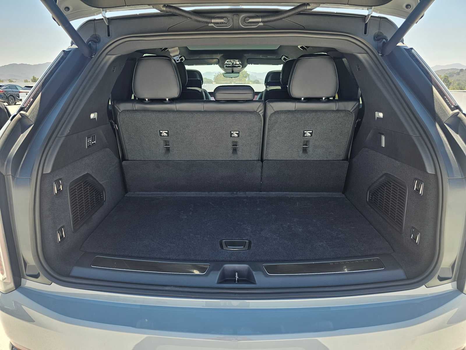 2026 Cadillac ESCALADE IQ Sport