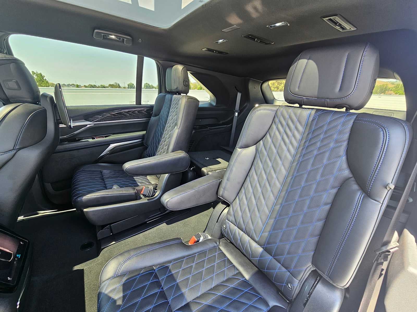 2026 Cadillac ESCALADE IQ Sport