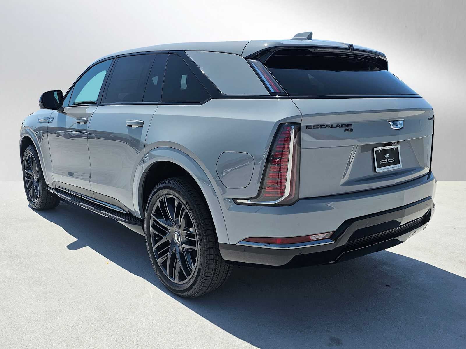 2026 Cadillac ESCALADE IQ Sport