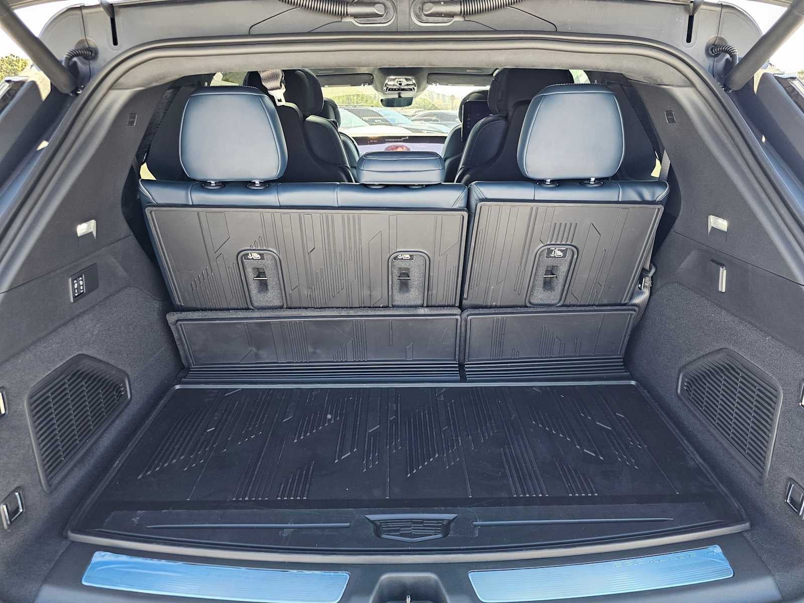 2026 Cadillac ESCALADE IQ Premium Sport