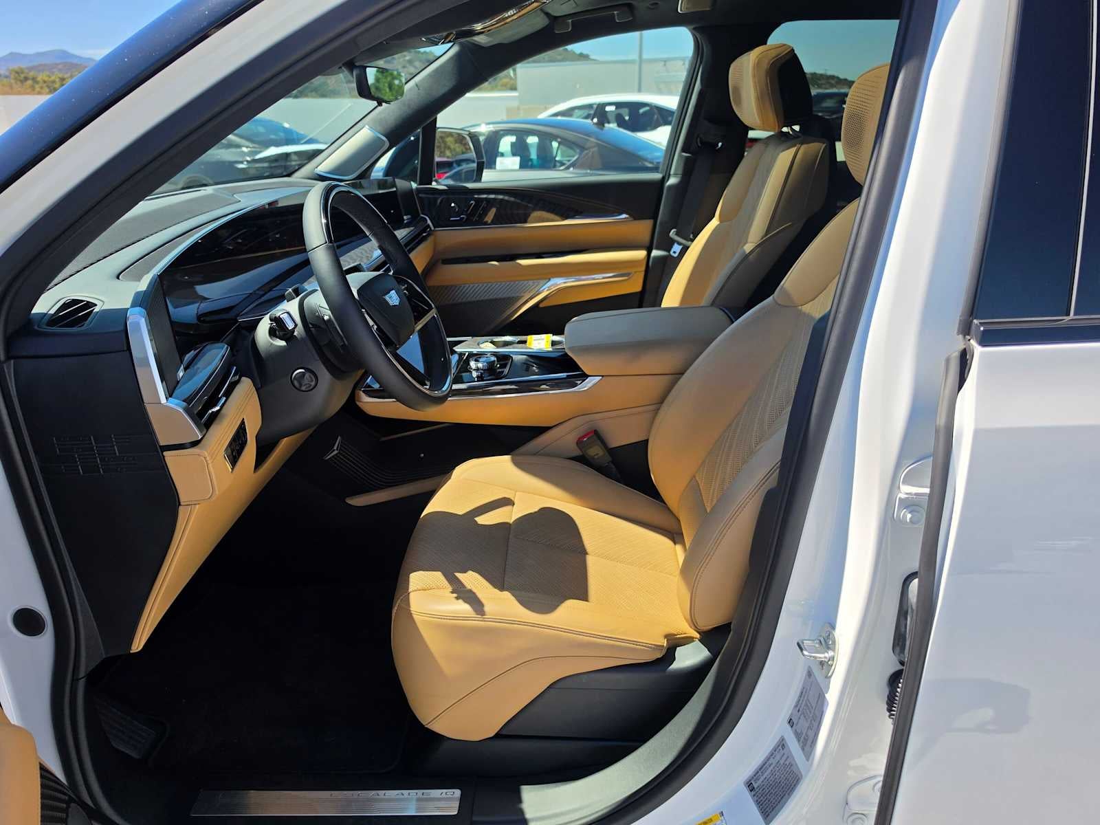 2025 Cadillac ESCALADE IQ Sport 2
