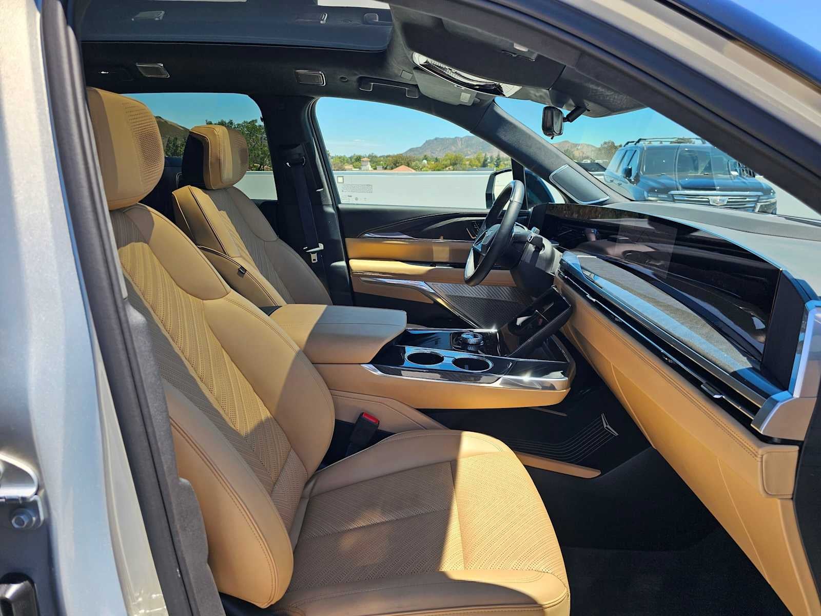 2025 Cadillac ESCALADE IQ Sport 2