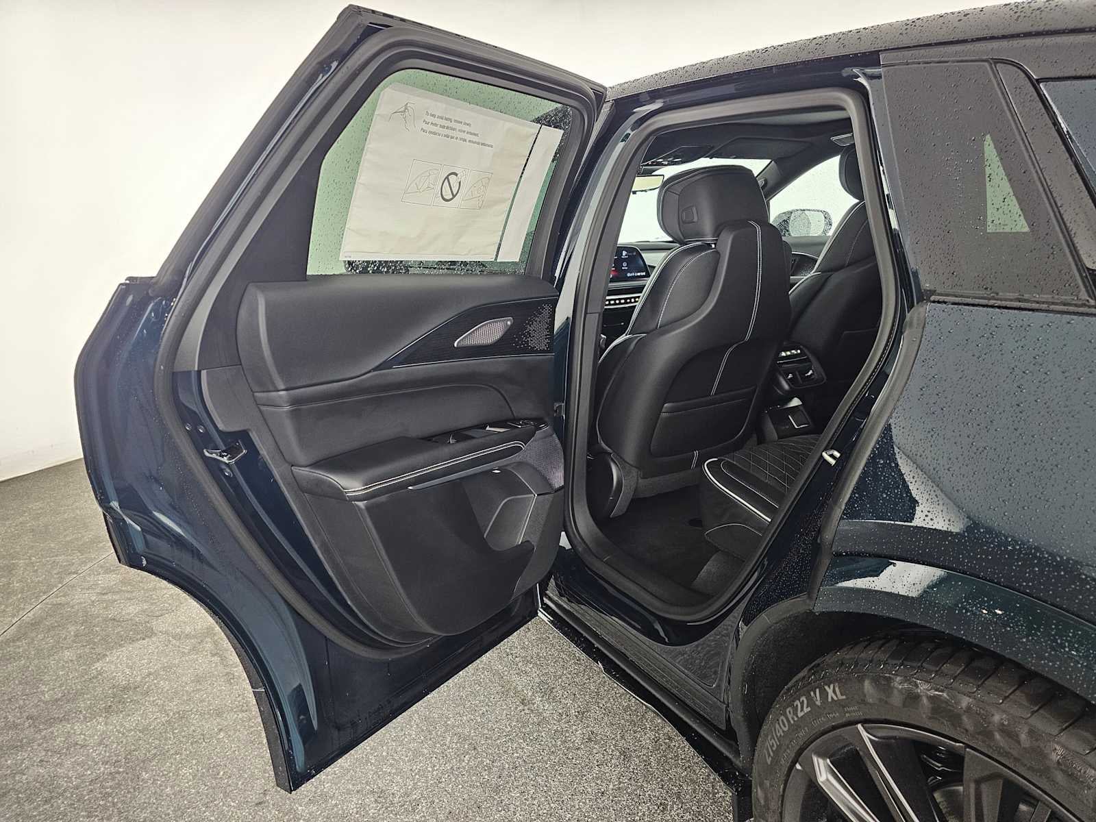 2026 Cadillac LYRIQ V-Series Premium