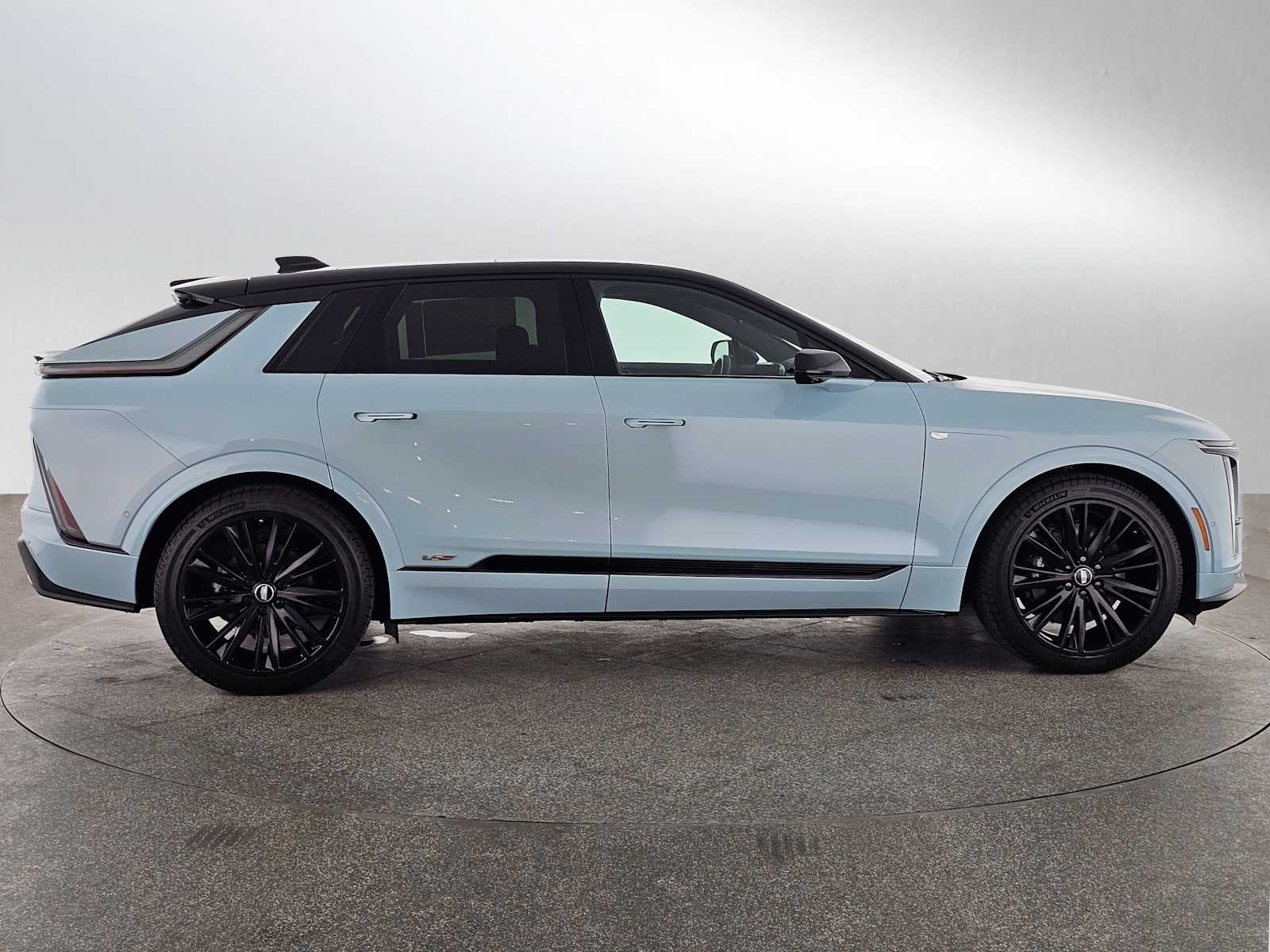 2026 Cadillac LYRIQ V-Series Premium